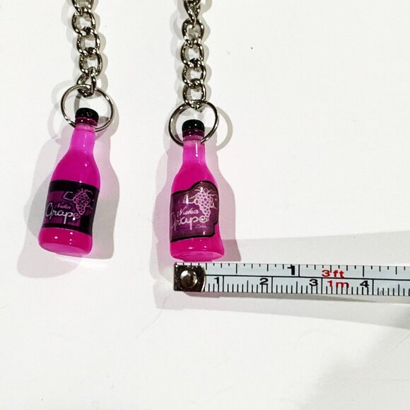 Fallout 4 Nuka Cola Grape Bottle Keychains - 3.5inch Gaming Keychain - Picture 5 of 11